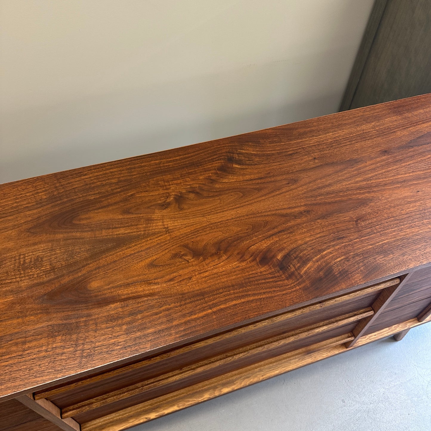 Mid-Century Walnut Nine Drawers Credenza