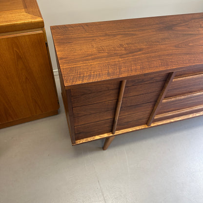Mid-Century Walnut Nine Drawers Credenza