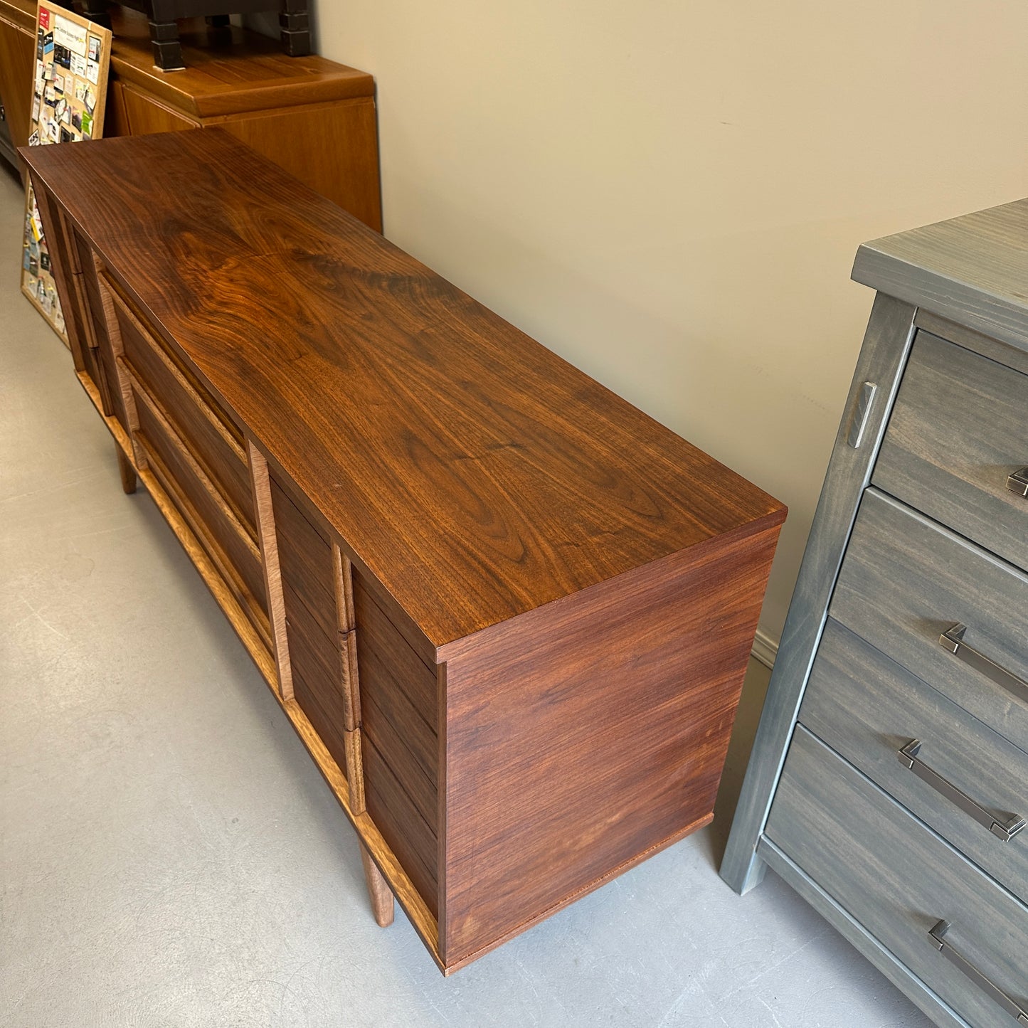 Mid-Century Walnut Nine Drawers Credenza