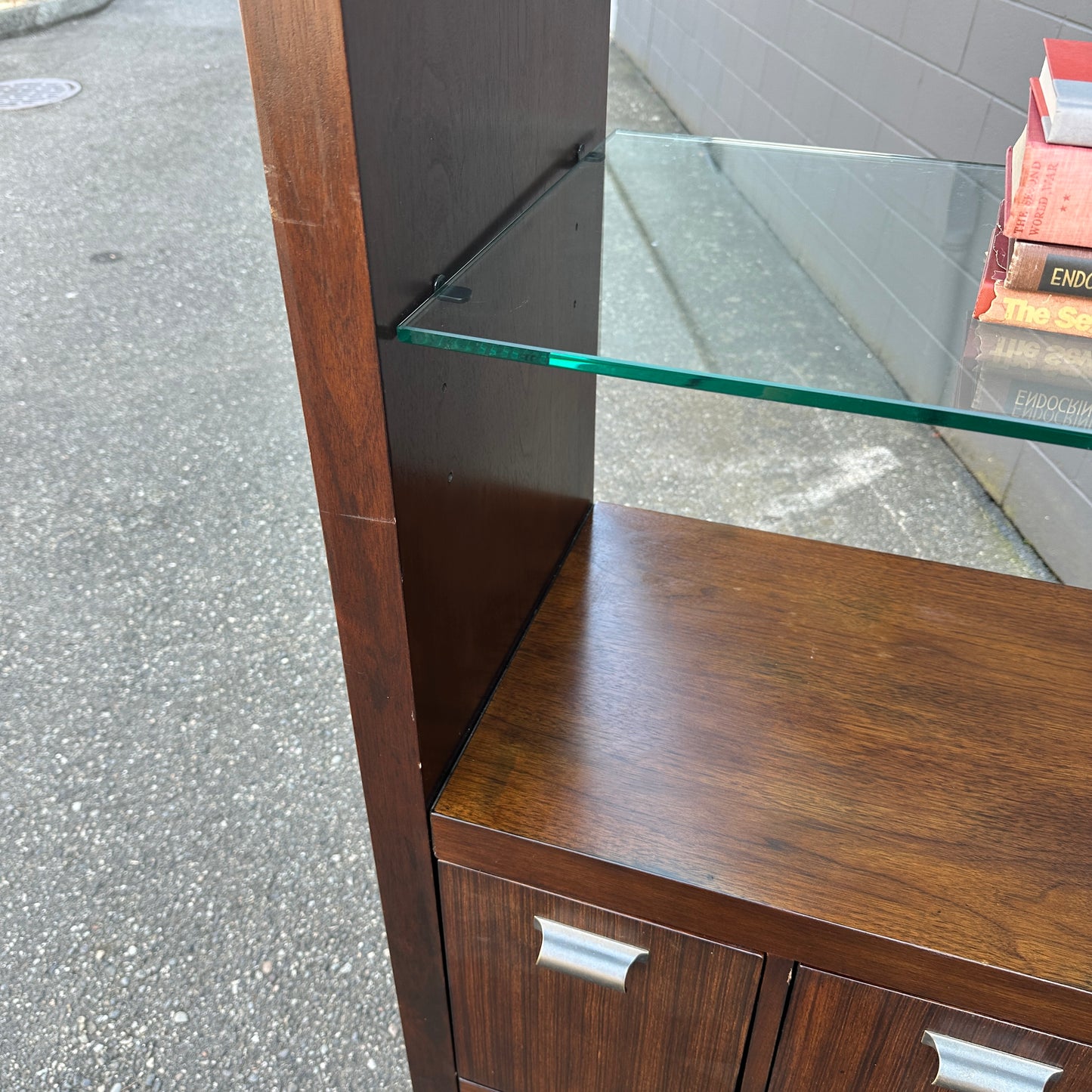 Modern Glass Shelves Bookshelf