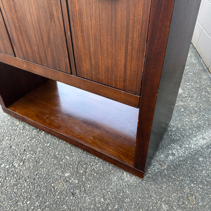 Modern Glass Shelves Bookshelf