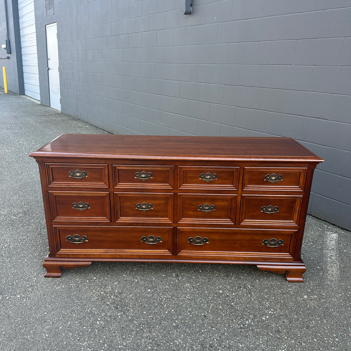 Gibbard Solid Cherry 8 Drawers Dresser