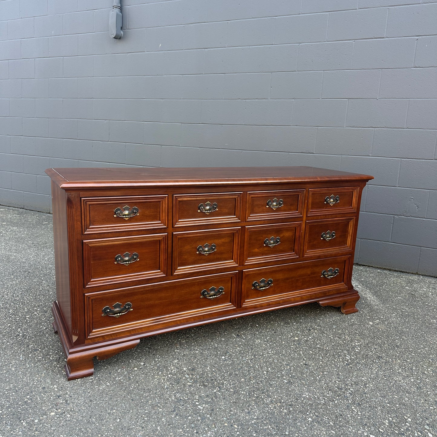 Gibbard Solid Cherry 8 Drawers Dresser