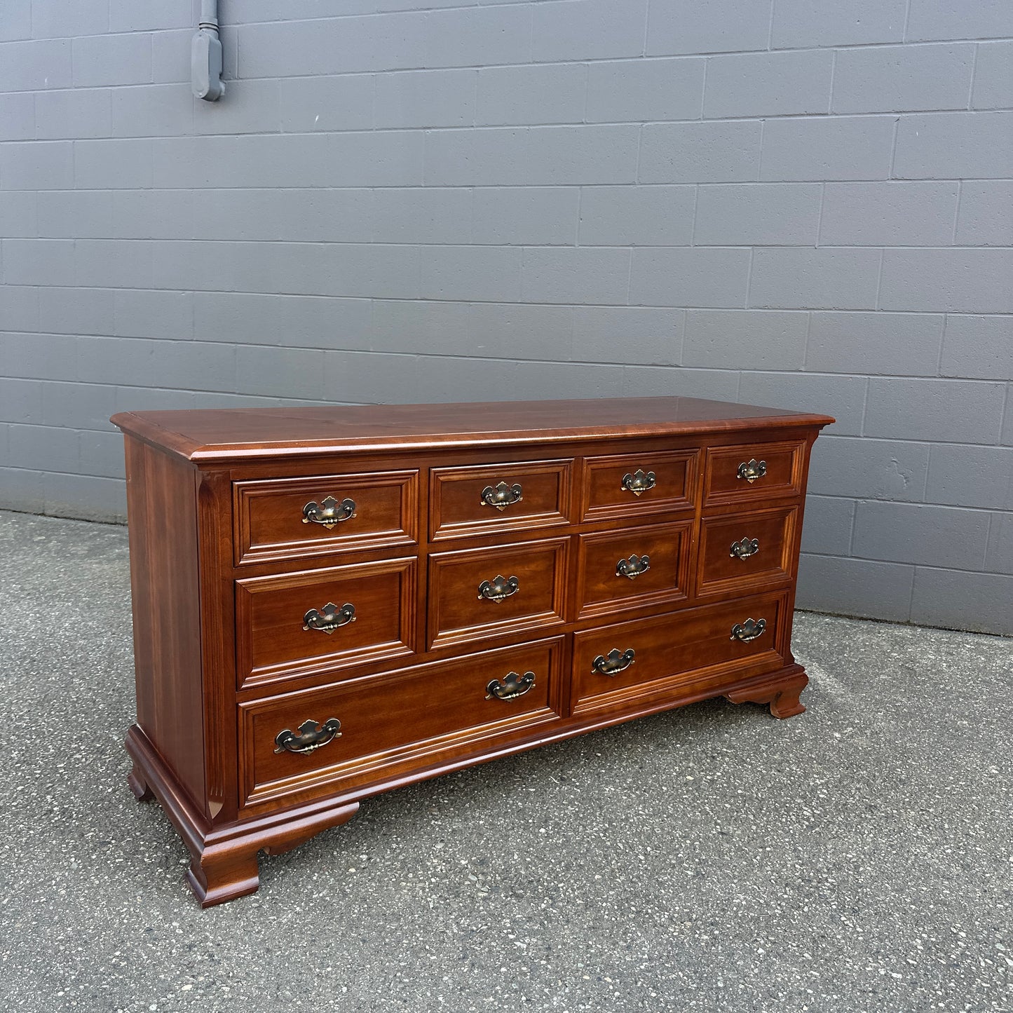 Gibbard Solid Cherry 8 Drawers Dresser