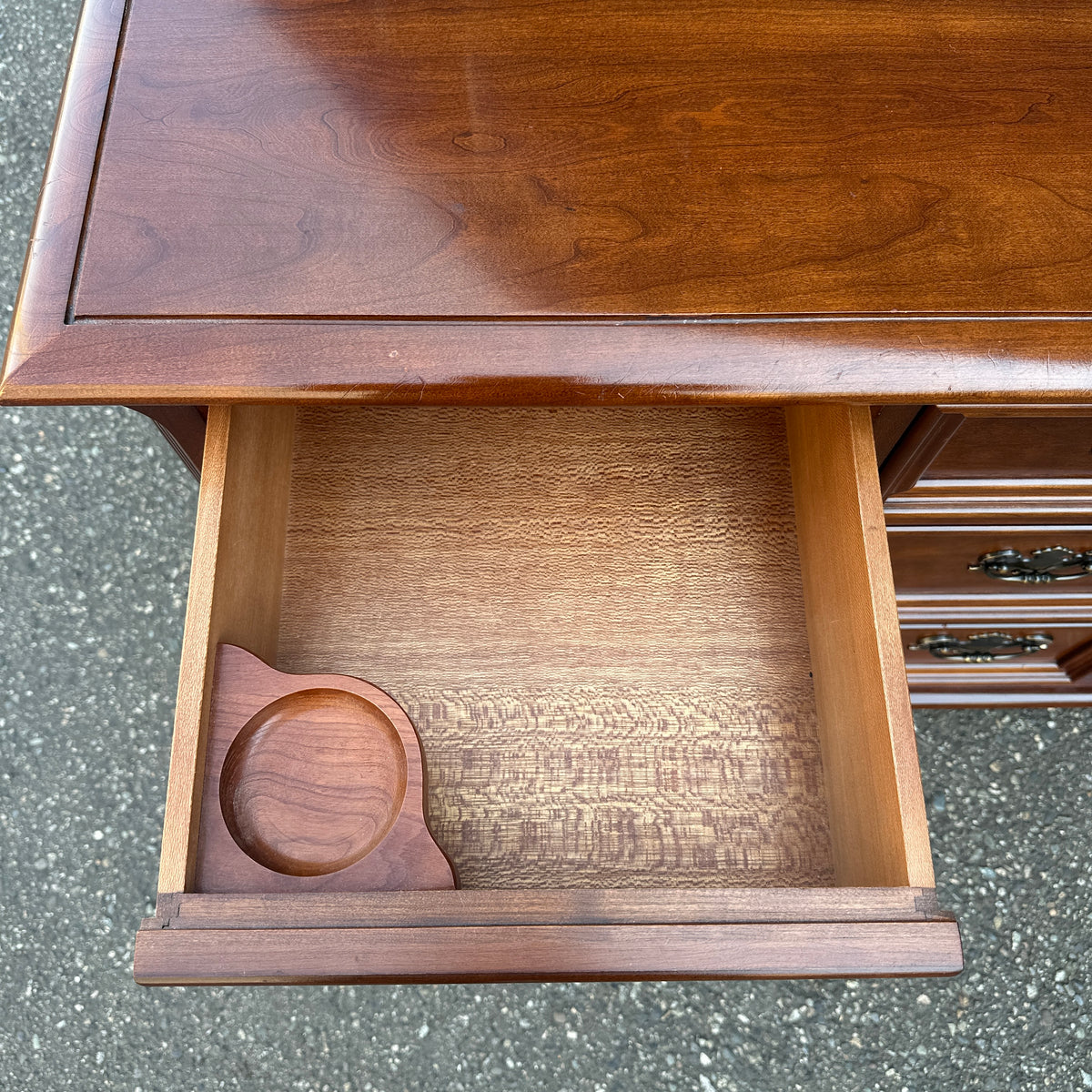Gibbard Solid Cherry 8 Drawers Dresser
