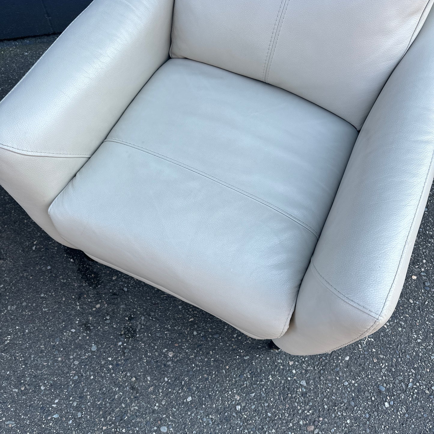 Gilman Creek Cream Leather Push Back Recliner (x2)
