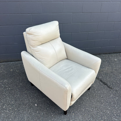 Gilman Creek Cream Leather Push Back Recliner