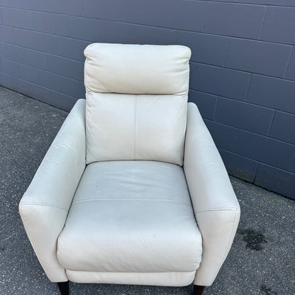 Gilman Creek Cream Leather Push Back Recliner