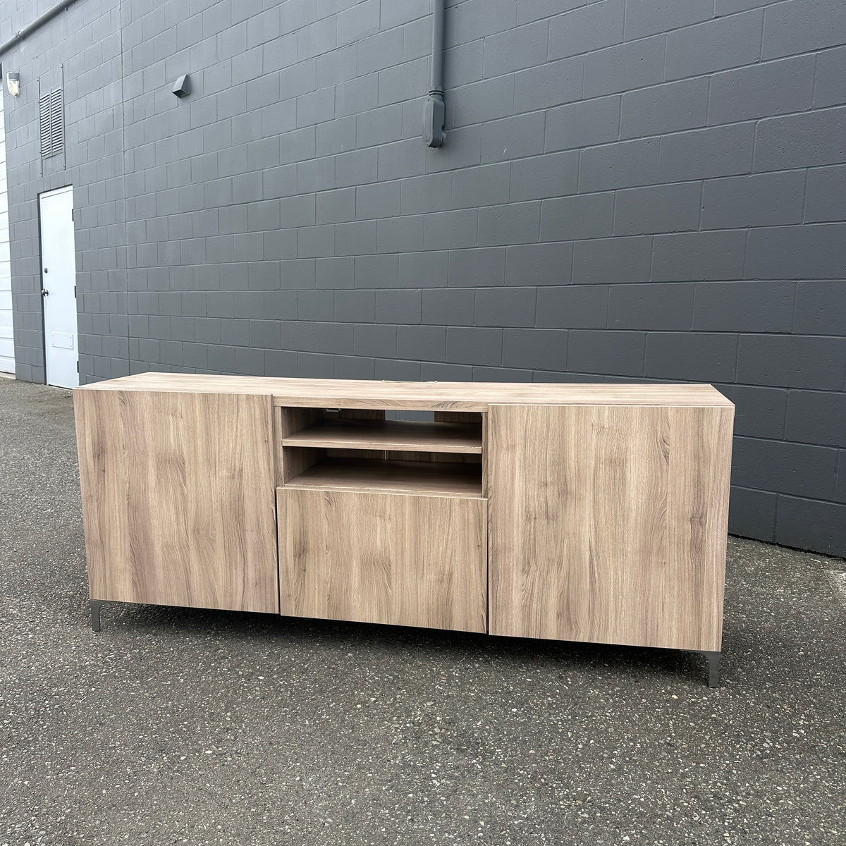 Besta TV Stand