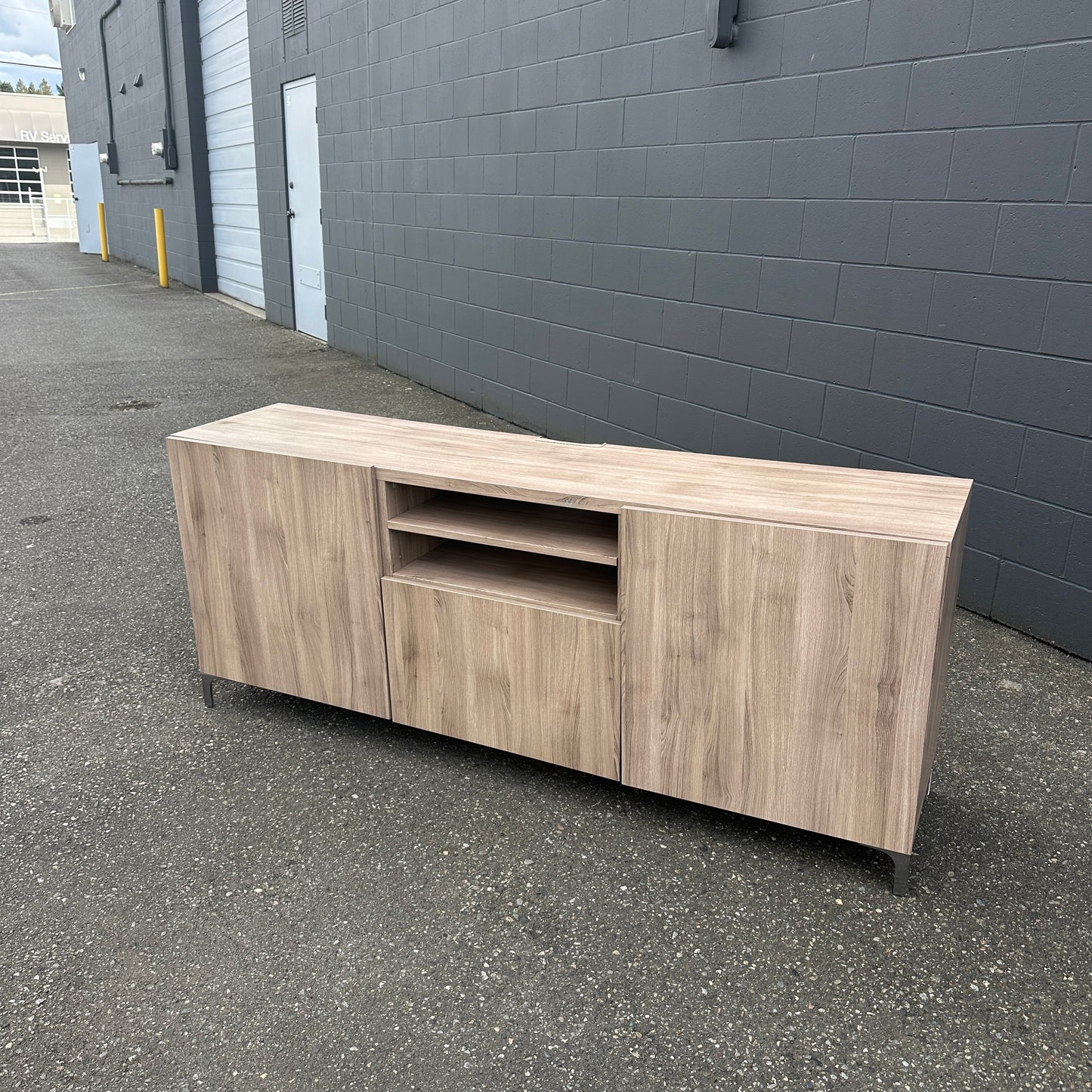 Besta TV Stand