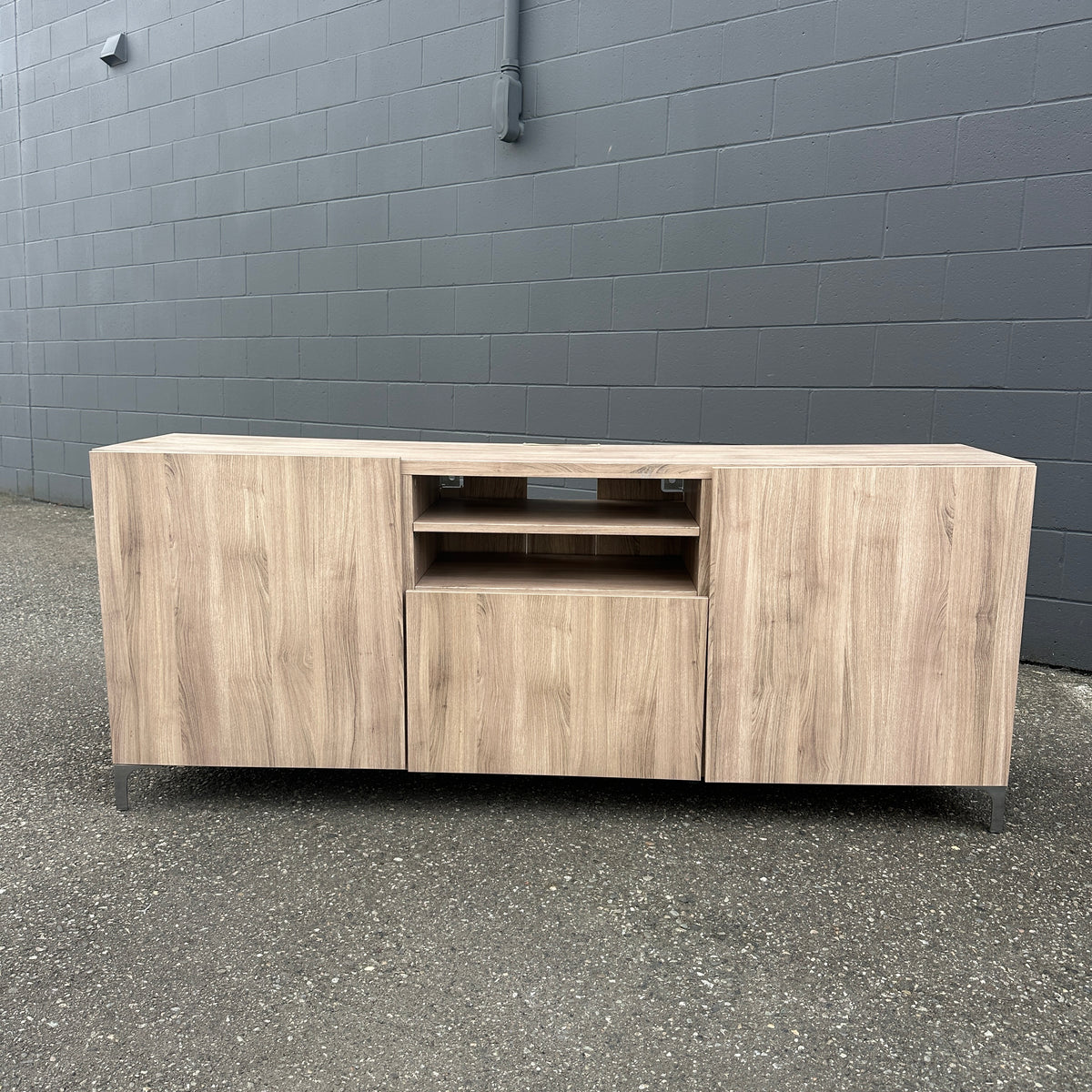 Besta TV Stand