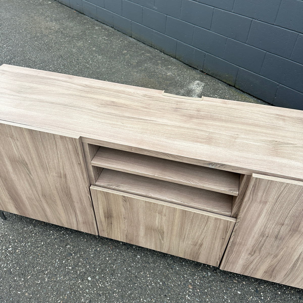 Besta TV Stand