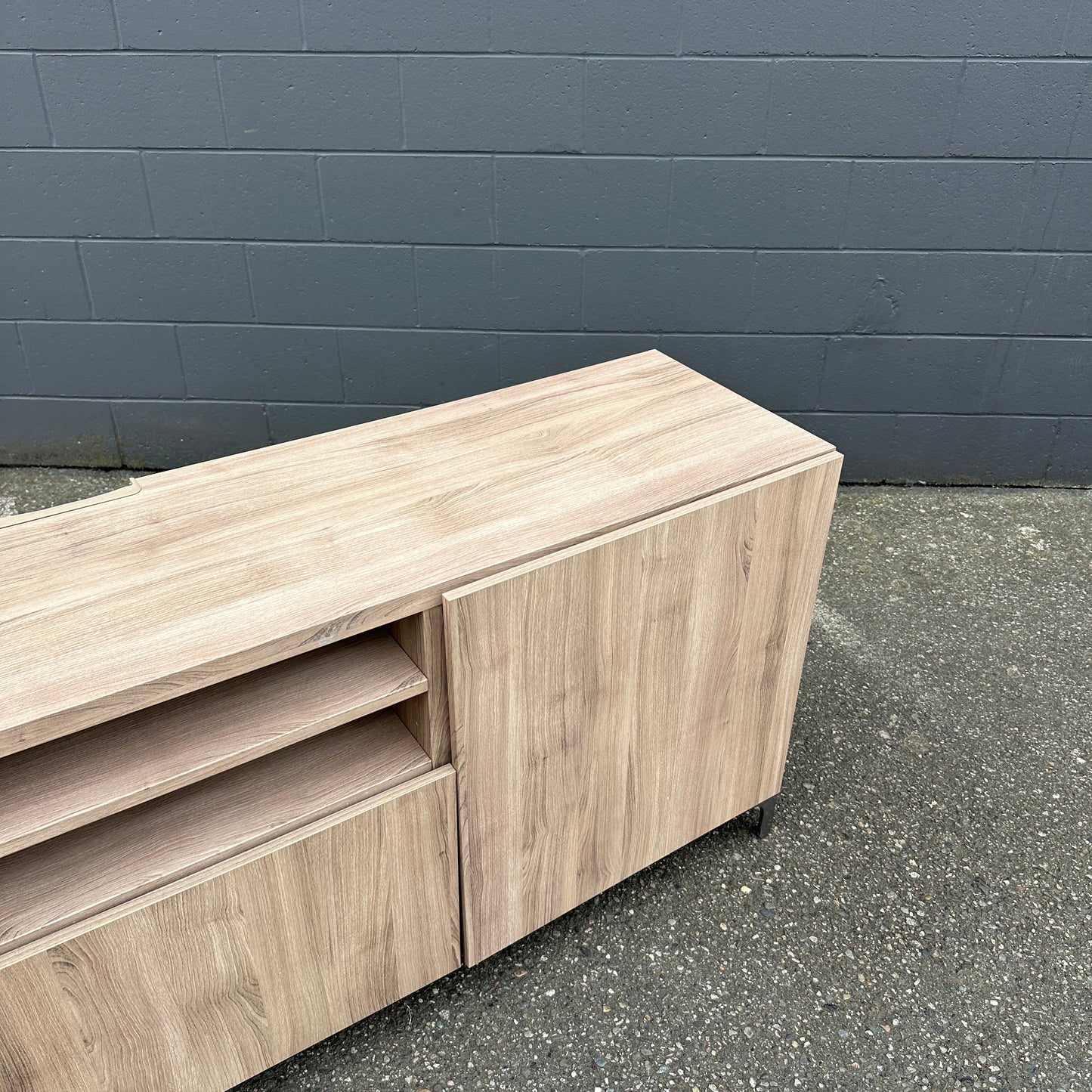 Besta TV Stand