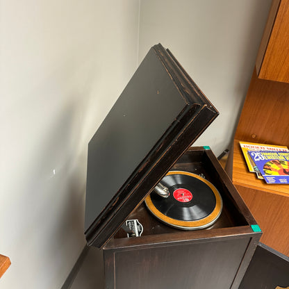 1920s Antique Victor Mahogany Phonograph