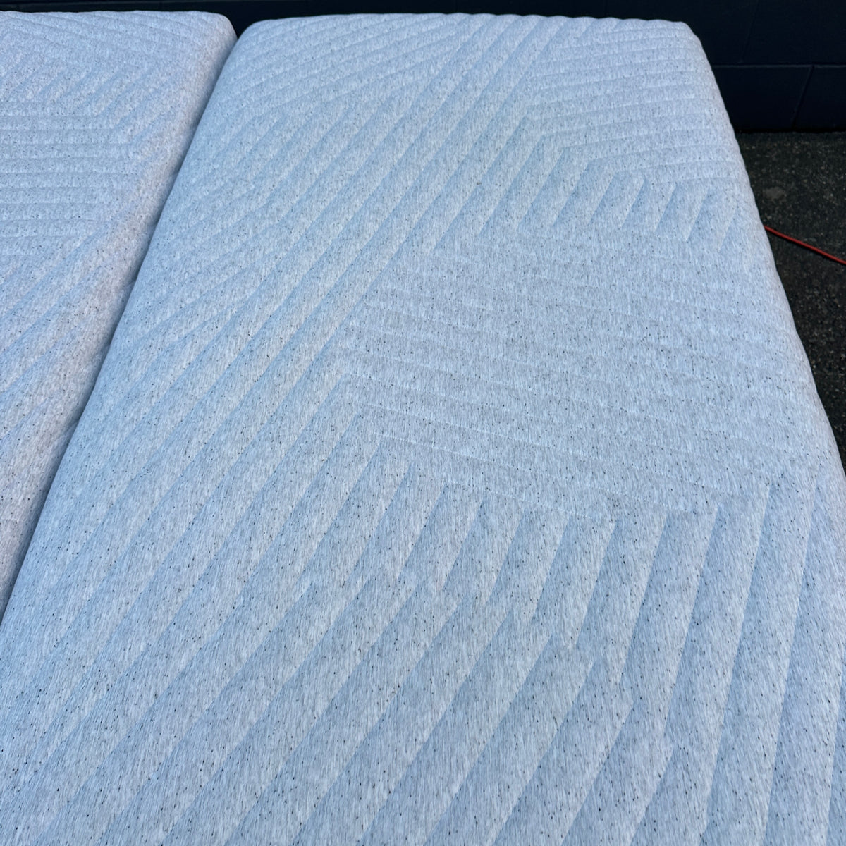 Casper Wave Hybrid Split King Adjustable Bed - Complete Set
