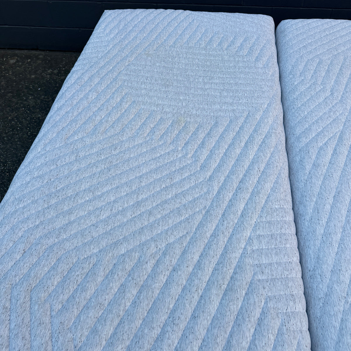 Casper Wave Hybrid Split King Adjustable Bed - Complete Set