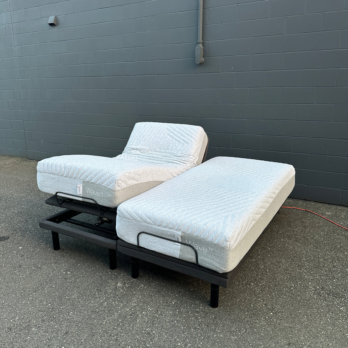 Casper Wave Hybrid Split King Adjustable Bed - Complete Set