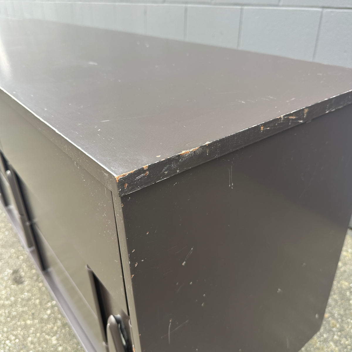 Victoriaville MCM  9 Drawers Dresser