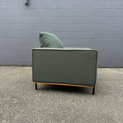 Hammer Dark Green Accent Chair