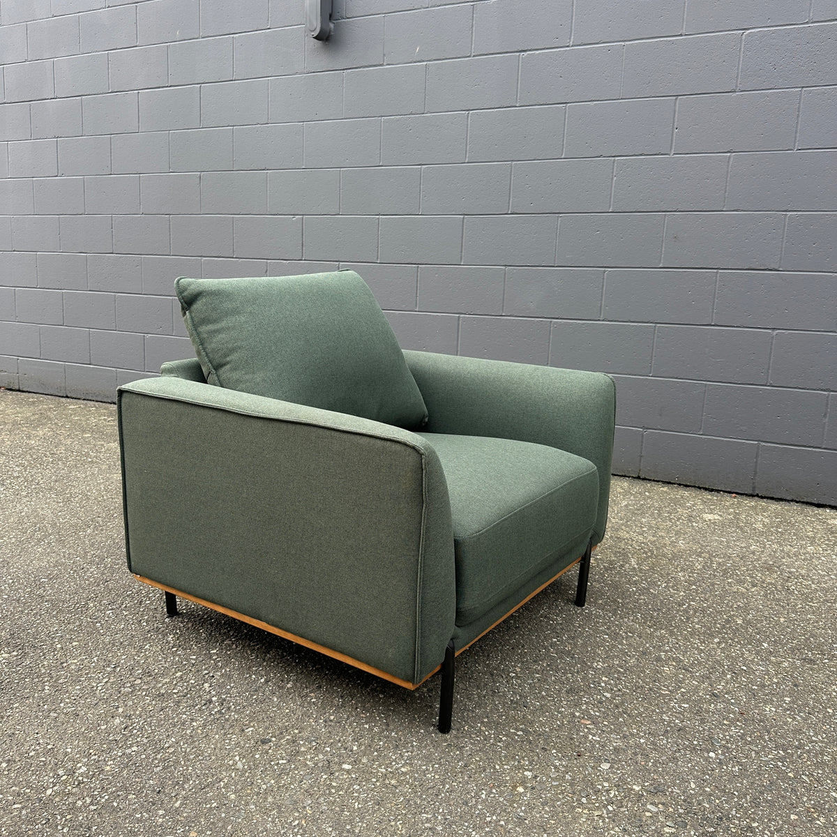 Hammer Dark Green Accent Chair