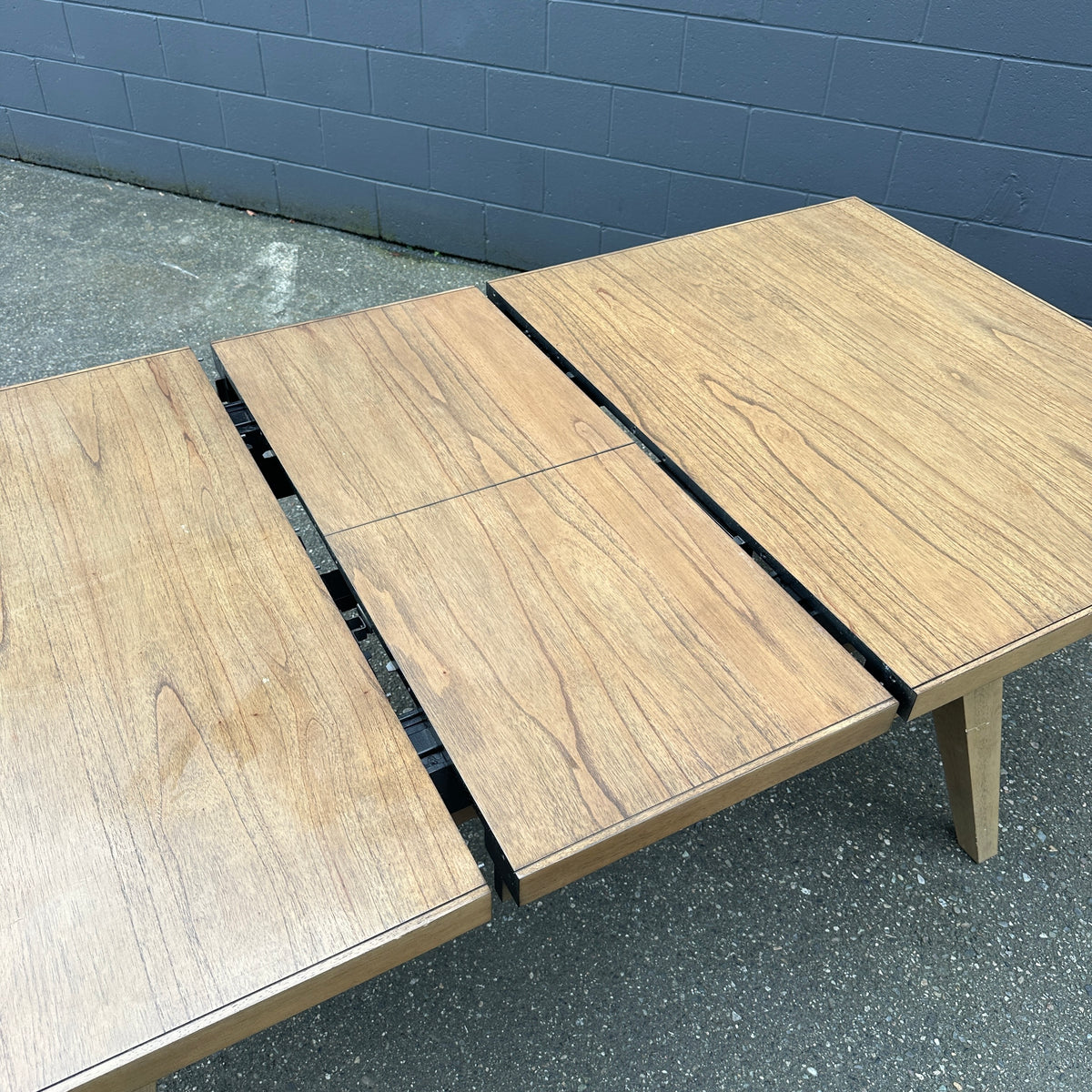 Elmwood Dining Set - 7 pieces