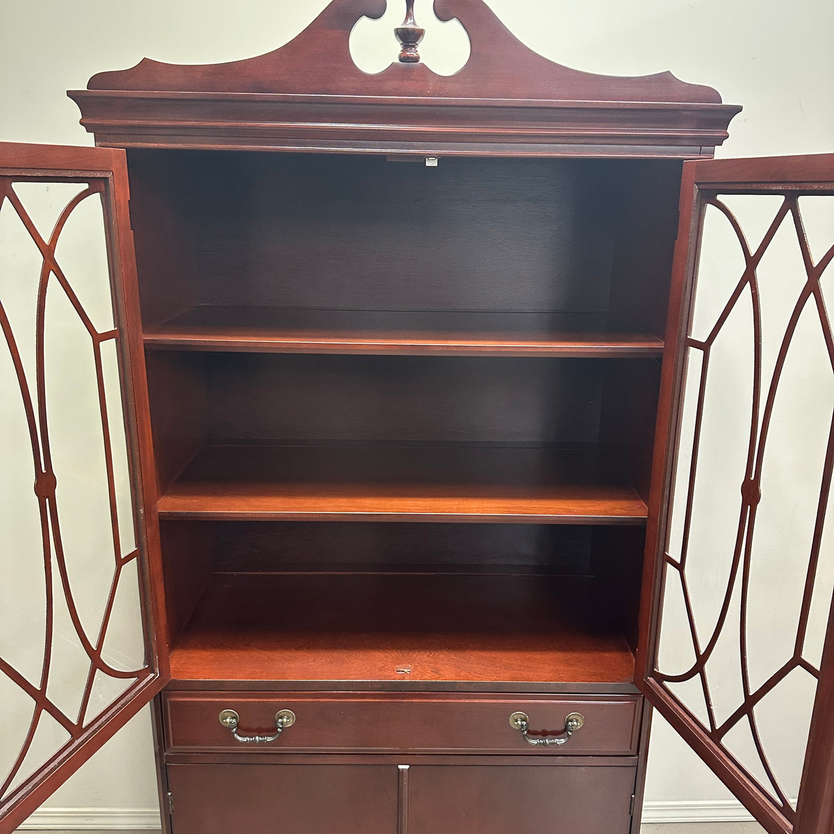 Georgian Vintage Mahogany Display Cabinet