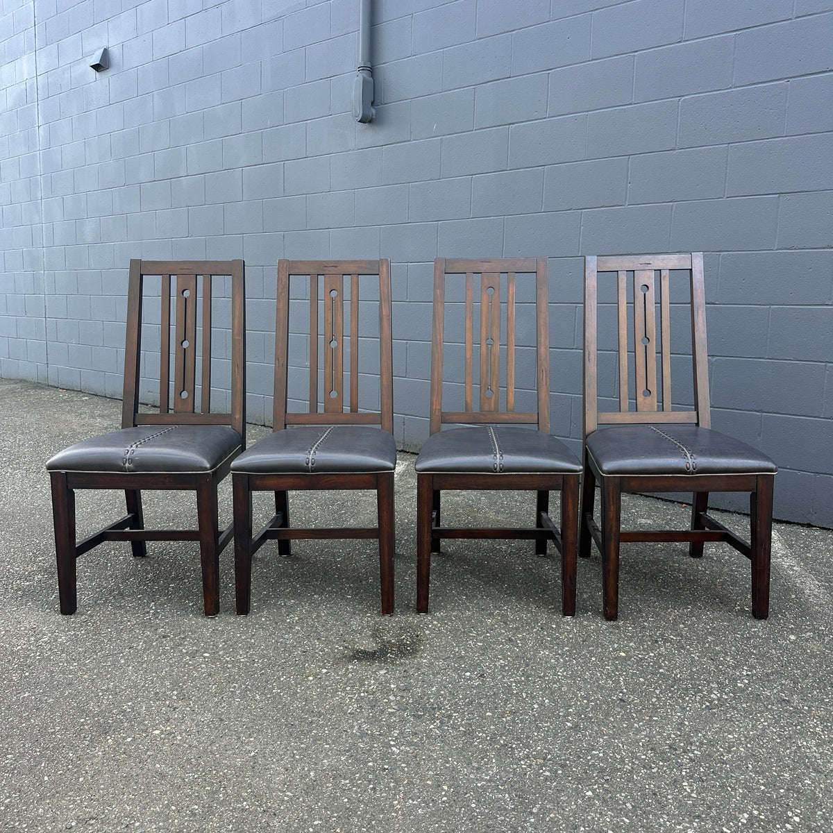A-American 4 Dining Chairs