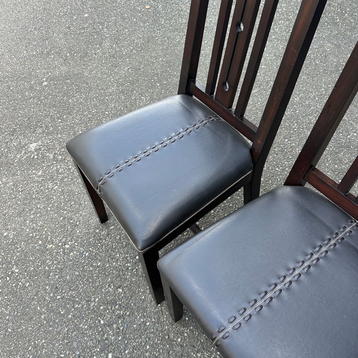 A-American 4 Dining Chairs