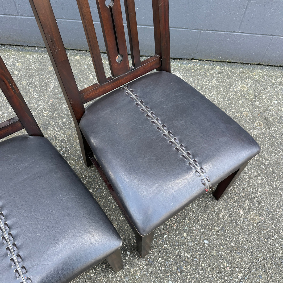 A-American 4 Dining Chairs