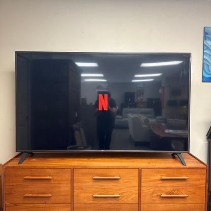 75'' LG 4K UHD LED SmartTV