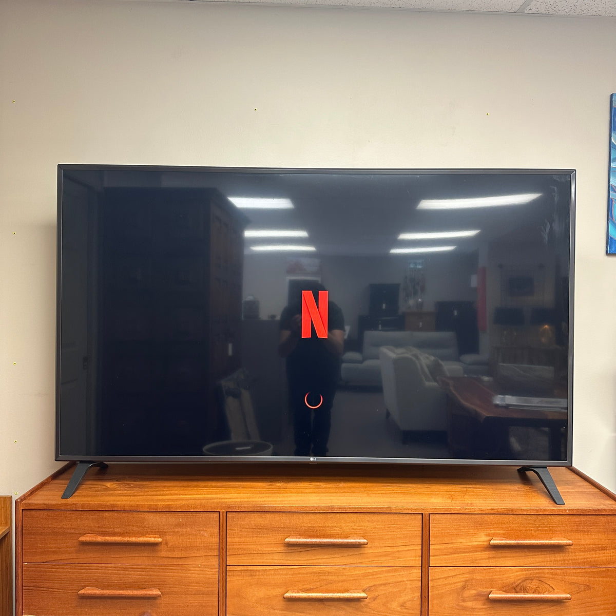 75'' LG 4K UHD LED SmartTV