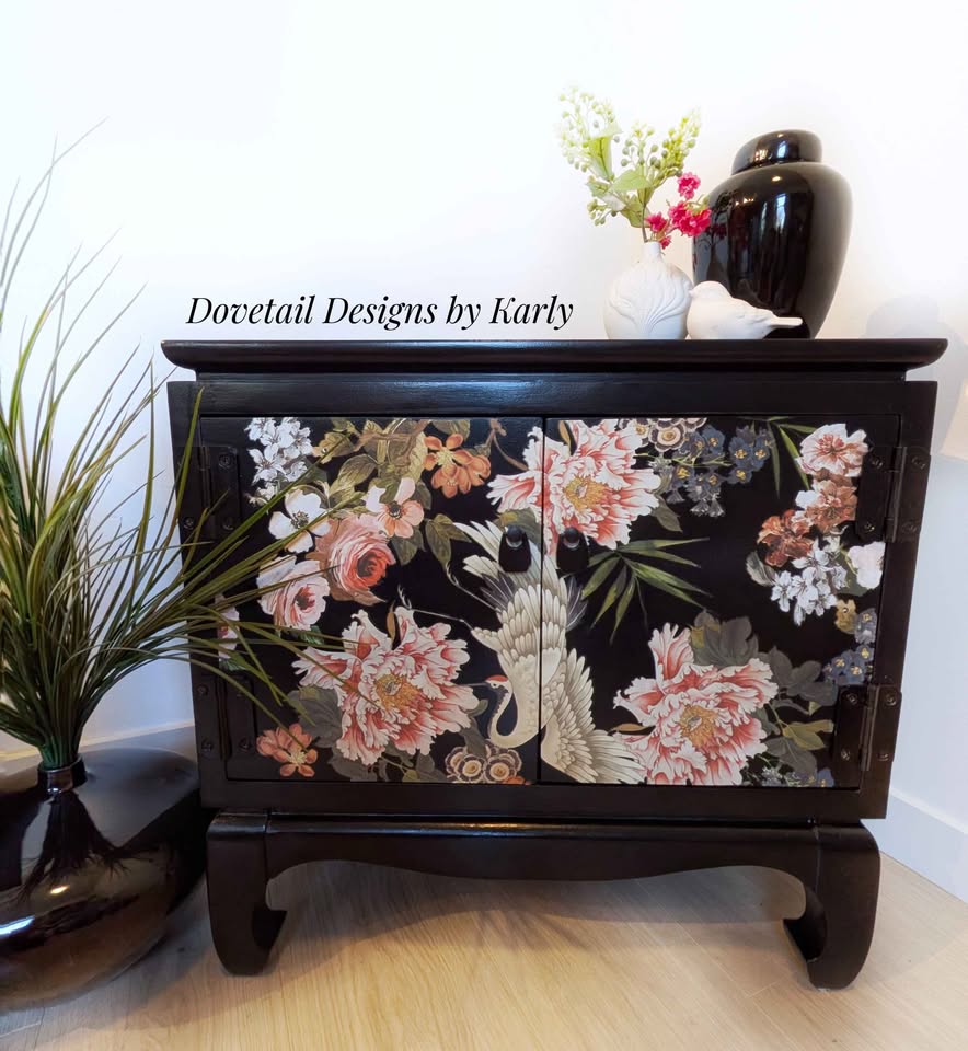 Chinoiserie Style Nighstands (x2)