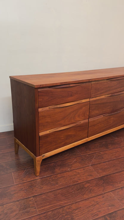 Walnut Mid-Century 9 Drawers Dresser by Kaufman