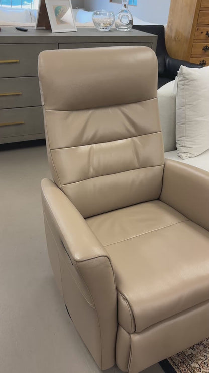 ScanDesigns H2 Leather Power Recliner