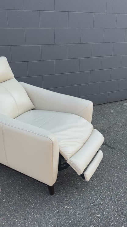 Gilman Creek Cream Leather Push Back Recliner