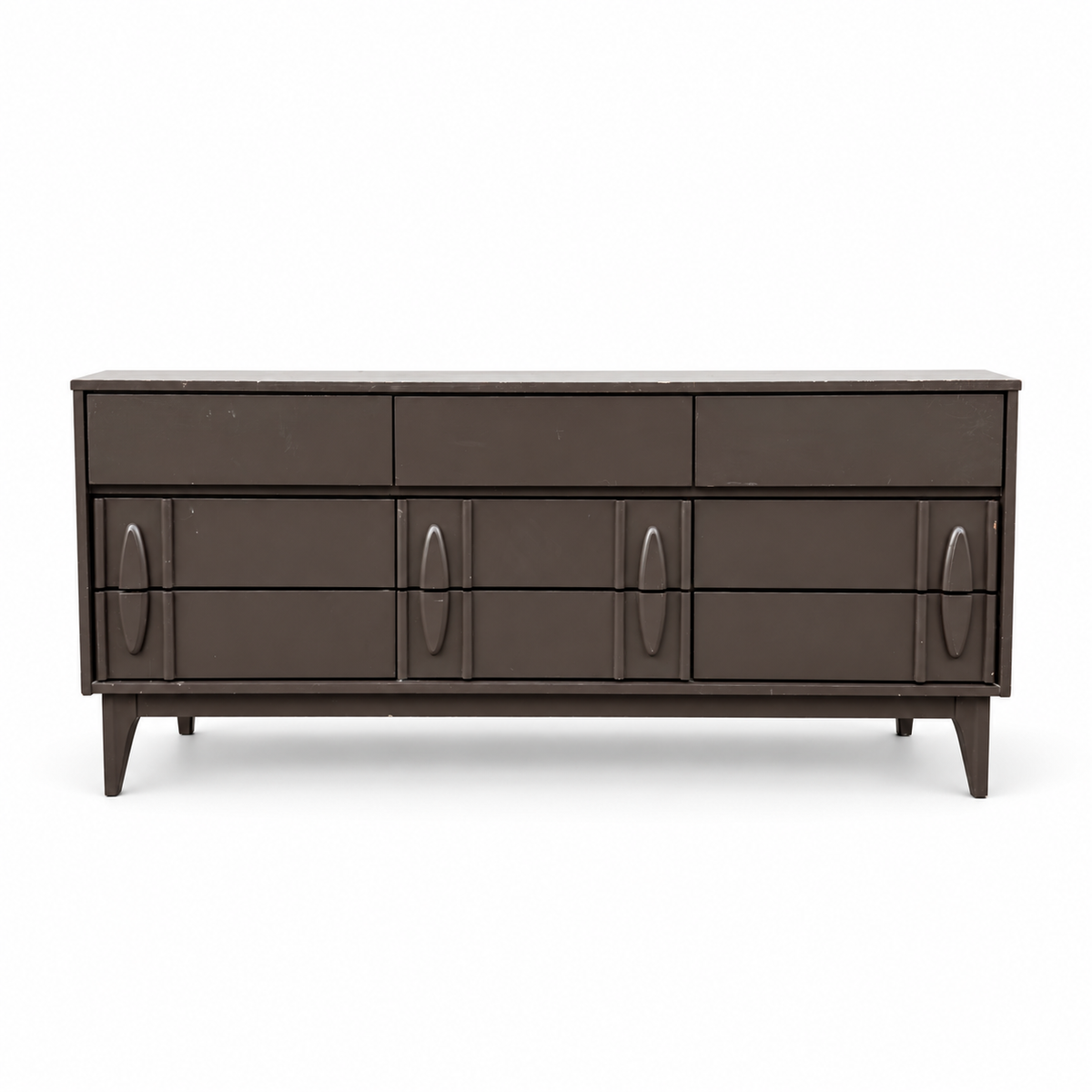 Victoriaville MCM  9 Drawers Dresser — white background